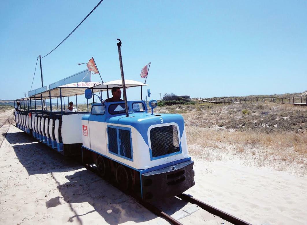 Besthomestay- Caparica Beach Lisbon 阿尔马达 外观 照片